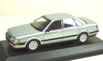 AUDI  V8   1990